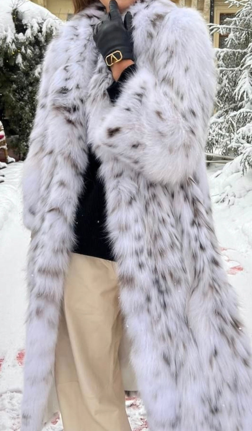 Minimalist Snow Leopard Faux Fur Coat